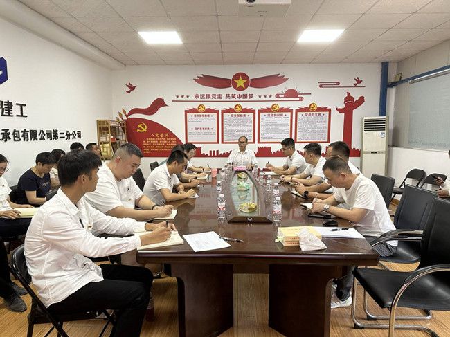 聚会现场。。。。。。。王莹摄（修图）.jpg